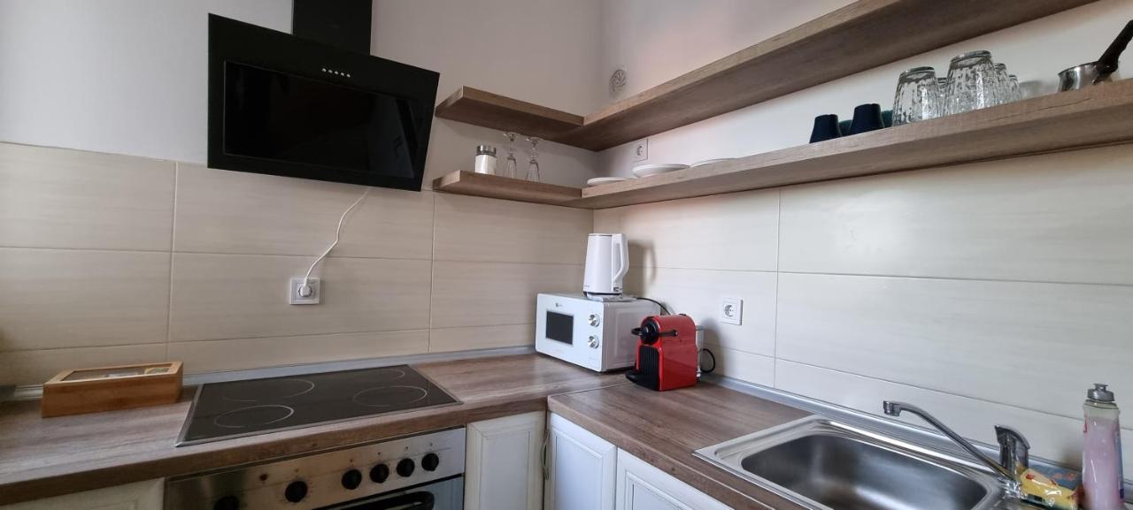 Grove II Apartment = Strict City Centre نوفي ساد المظهر الخارجي الصورة